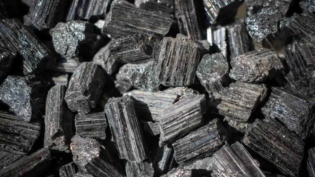 guide-to-buying-black-tourmaline